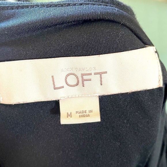 LOFT sleeveless black dress a-line v-neck flattering - Picture 4 of 6